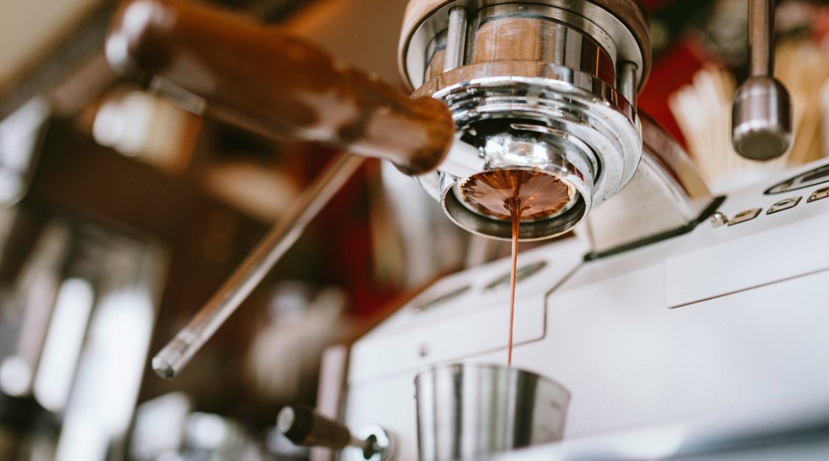 Mastering Espresso Machine Maintenance: A Guide for Home Baristas - Lanna Coffee Co.